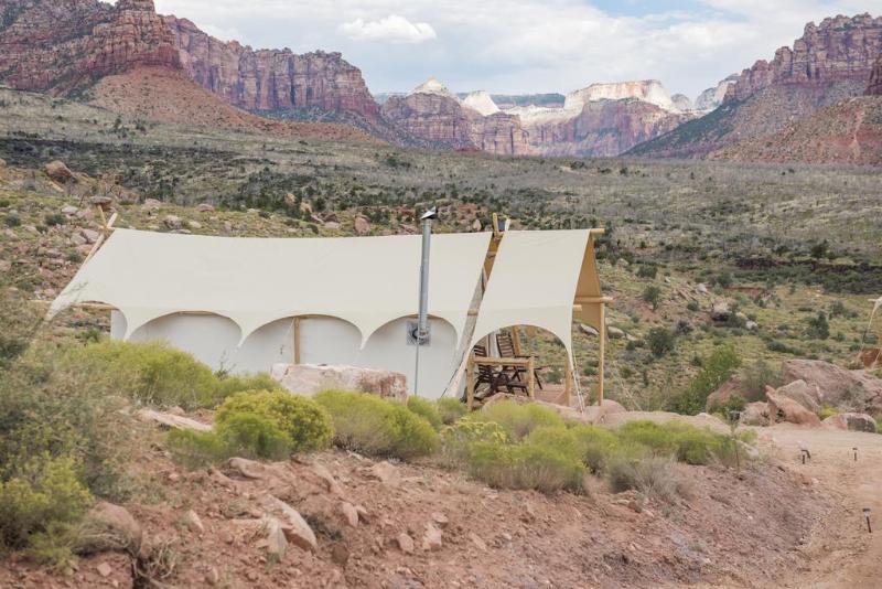 וירג'ין Under Canvas Zion מראה חיצוני תמונה
